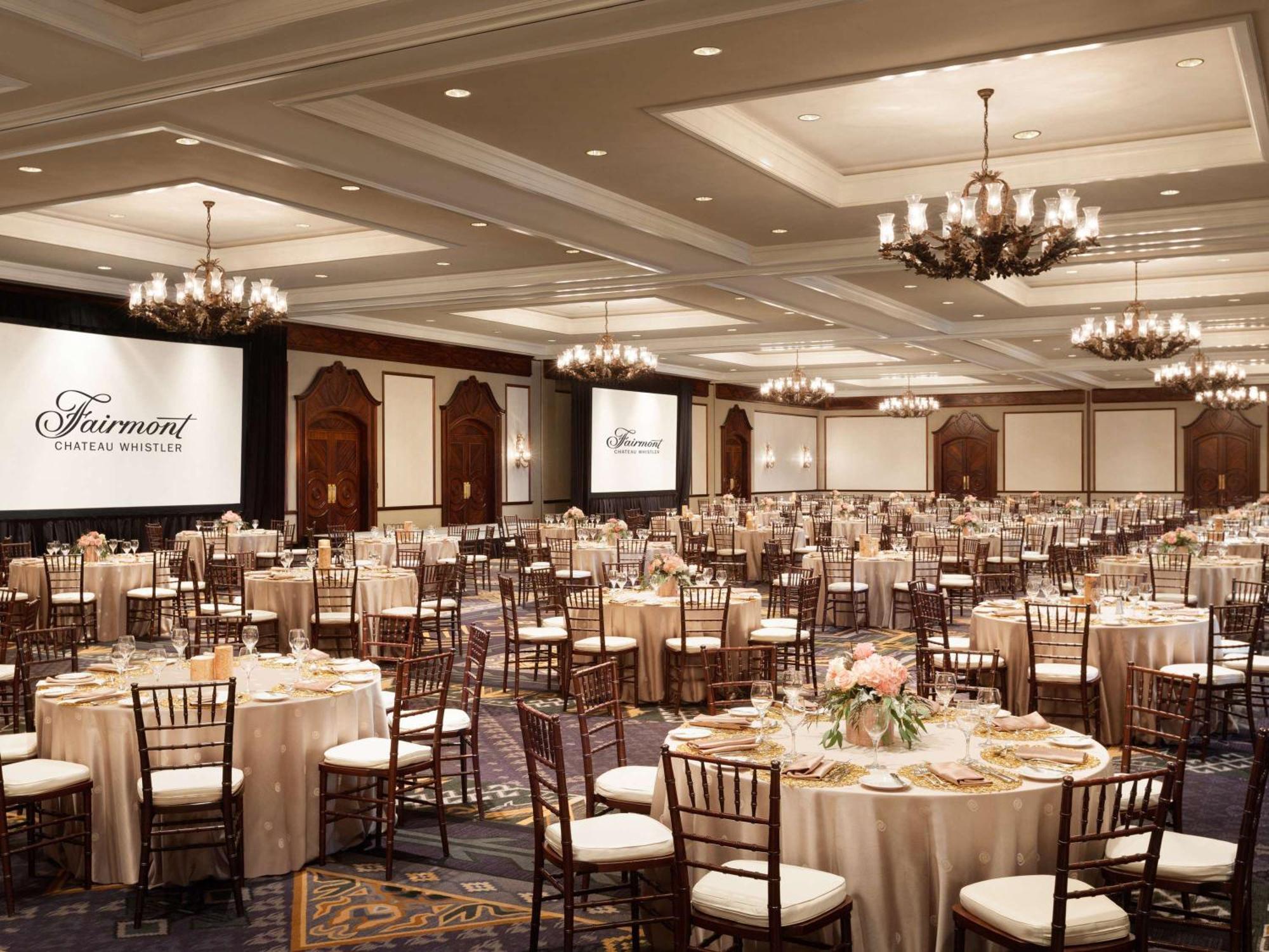 Fairmont Chateau Уистлер Экстерьер фото